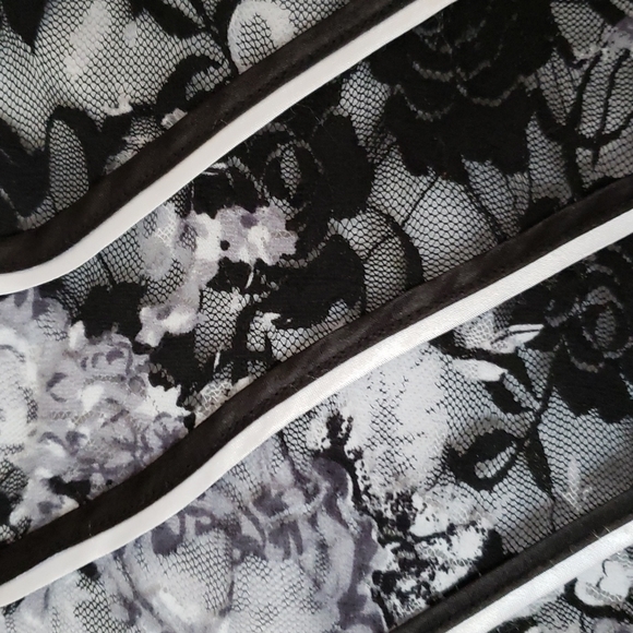 Gilani mesh lined blouse 👚 - Picture 2 of 6